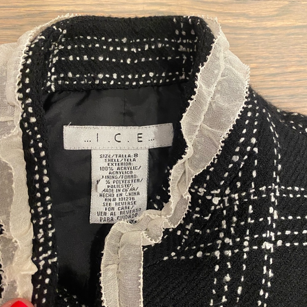 I.C.E women suit set size 8 - Picture 4 of 10